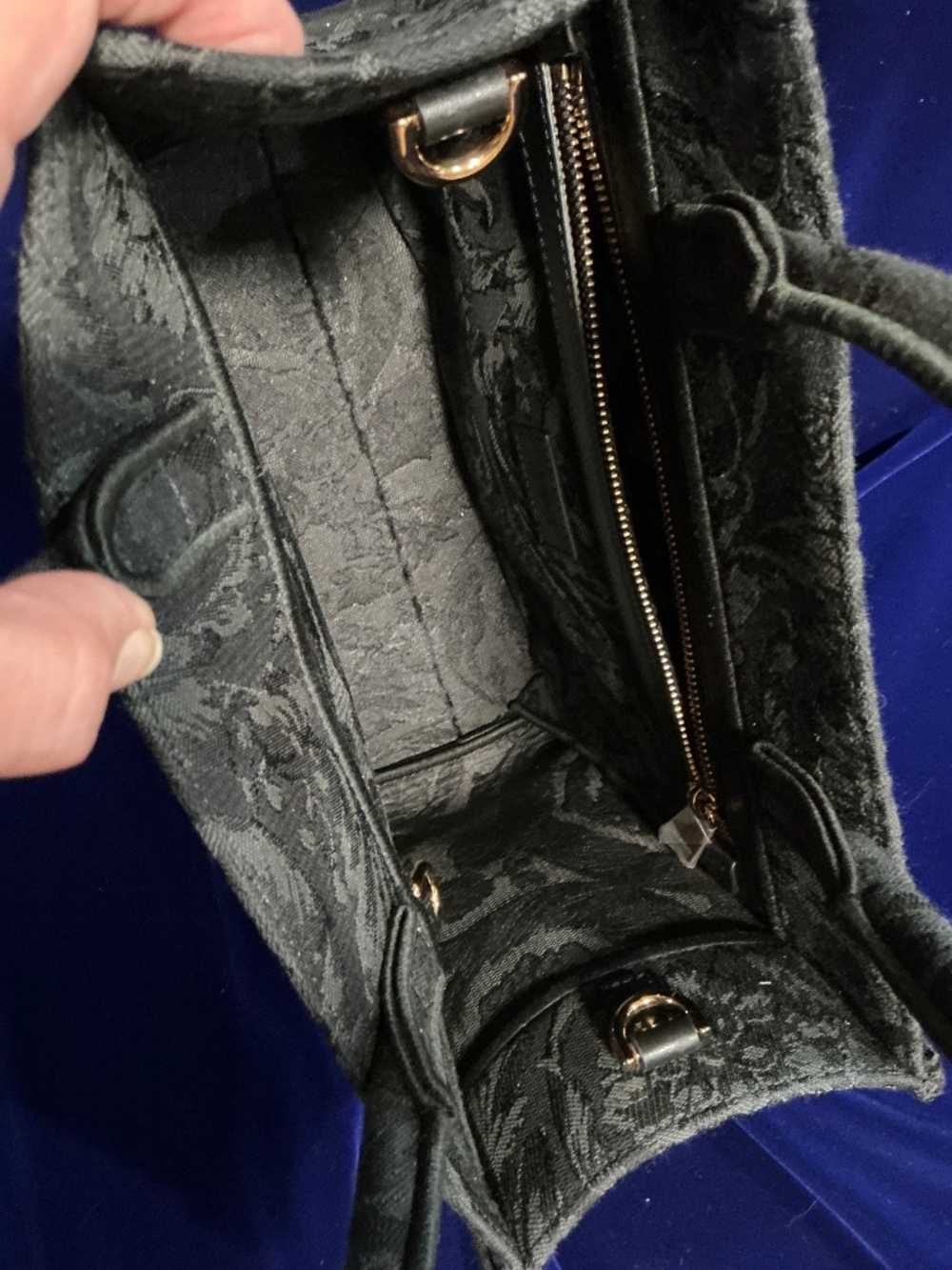 NEW Versace Small Tote Embroidery Jacquard Barocco Black original $1595 - Picture 6 of 11